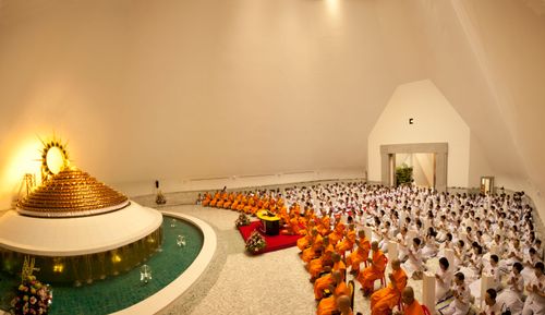 ภาพ No.508:ประดิษฐานอัฐิธาตุในวิหารคุณยายฯ