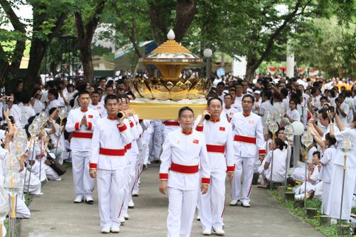 ภาพ No.464:ขบวนอัญเชิญอัฐิธาตุคุณยายฯ