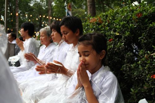 ภาพ No.512:ประดิษฐานอัฐิธาตุในวิหารคุณยายฯ