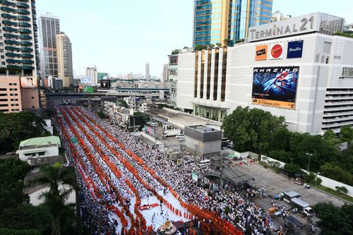 ภาพ No.2247:ตักบาตร Terminal21 อโศก-มนตรี