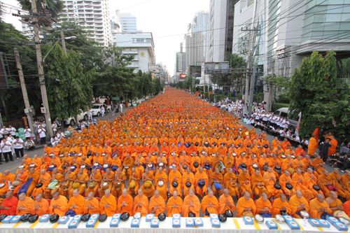 ภาพ No.2250:ตักบาตร Terminal21 อโศก-มนตรี