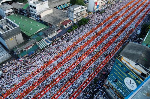 ภาพ No.2276:ตักบาตร Terminal21 อโศก-มนตรี