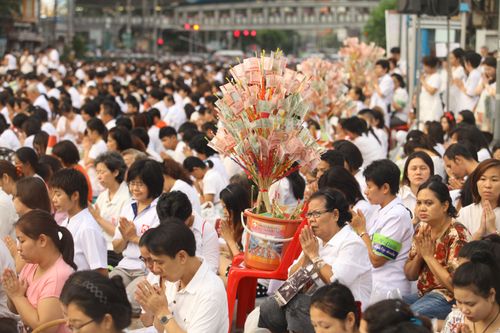 ภาพ No.2278:ตักบาตร Terminal21 อโศก-มนตรี
