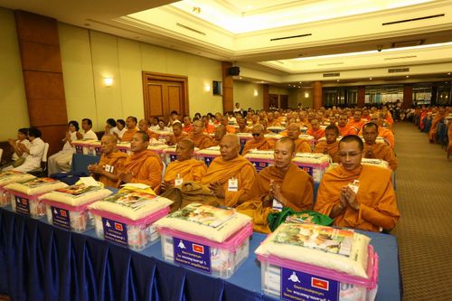 ภาพ No.3693:พิธีถวายสังฆทานแด่คณะสงฆ์ 286 วัด ใน 4 จังหวัดภาคใต้ ครั้งที่ 84