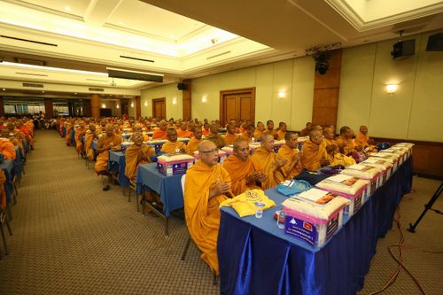 ภาพ No.3694:พิธีถวายสังฆทานแด่คณะสงฆ์ 286 วัด ใน 4 จังหวัดภาคใต้ ครั้งที่ 84