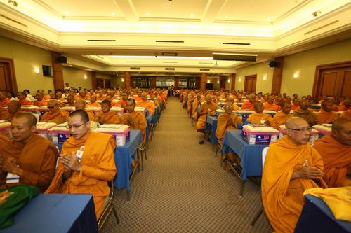 ภาพ No.3700:พิธีถวายสังฆทานแด่คณะสงฆ์ 286 วัด ใน 4 จังหวัดภาคใต้ ครั้งที่ 84