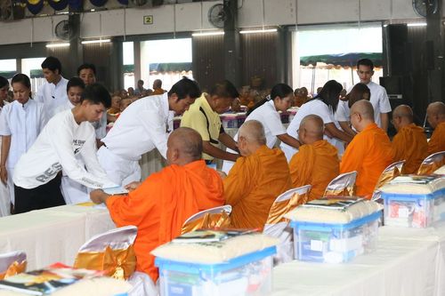 ภาพ No.4440:พิธีถวายสังฆทานแด่คณะสงฆ์ 323 วัด ใน 4 จังหวัดภาคใต้ ครั้งที่ 86