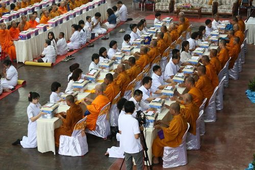 ภาพ No.4443:พิธีถวายสังฆทานแด่คณะสงฆ์ 323 วัด ใน 4 จังหวัดภาคใต้ ครั้งที่ 86