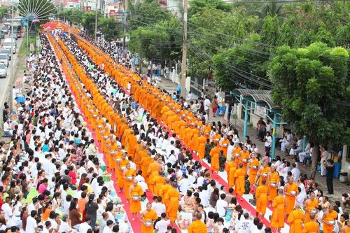 ภาพ No.3748:ตักบาตรพระ 1,111 รูป ลำลูกกา