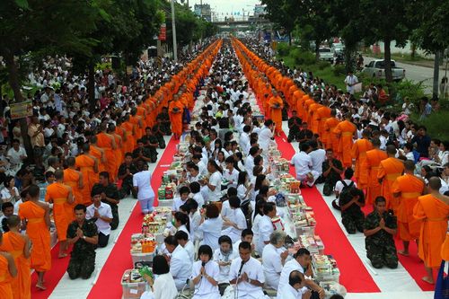 ภาพ No.3755:ตักบาตรพระ 1,111 รูป ลำลูกกา