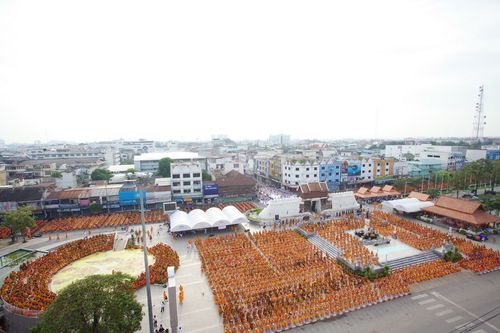 ภาพ No.4430:ตักบาตรนครราชสีมา พระ 22,600 รูป