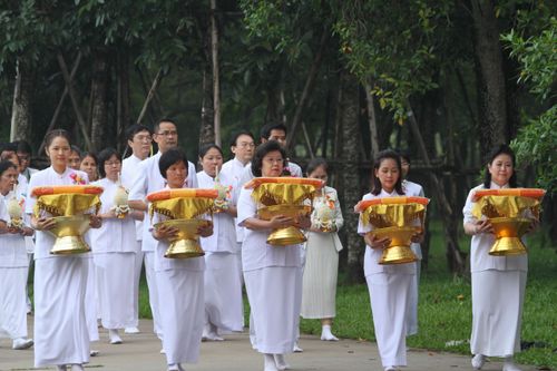 ภาพ No.4607:พิธีบรรพชาธรรมทายาทภาคฤดูฝนรุ่นที่ 1 และยุวชนรอบวัดรุ่นที่ 4