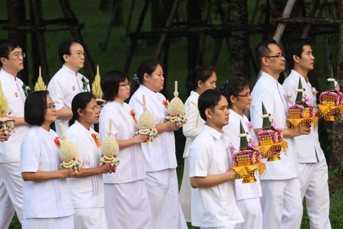 ภาพ No.4610:พิธีบรรพชาธรรมทายาทภาคฤดูฝนรุ่นที่ 1 และยุวชนรอบวัดรุ่นที่ 4