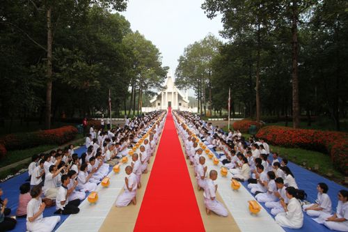 ภาพ No.4620:พิธีบรรพชาธรรมทายาทภาคฤดูฝนรุ่นที่ 1 และยุวชนรอบวัดรุ่นที่ 4