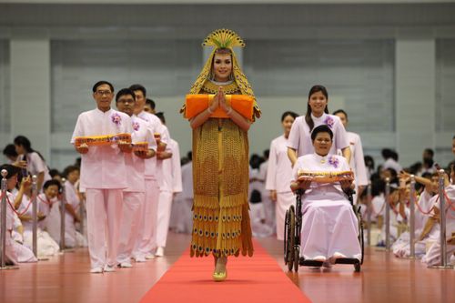 ภาพ No.4716:มหากฐินสามัคคี 2555 ณ วัดพระธรรมกาย