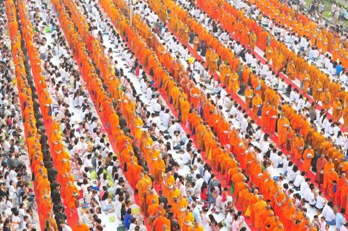 ภาพ No.4872:ตักบาตรมีนบุรี พระ 11,000 รูป