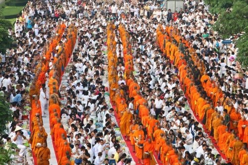 ภาพ No.4868:ตักบาตรมีนบุรี พระ 11,000 รูป