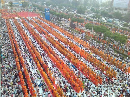 ภาพ No.4877:ตักบาตรมีนบุรี พระ 11,000 รูป