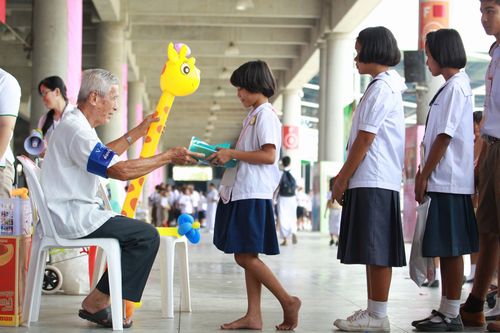 ภาพ No.5081:ประมวลภาพวันรวมพลัง เด็กดี V-Star ครั้งที่ 7