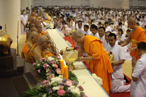 ภาพ No.5344:พิธีทำบุญอายุวัฒนมงคล 6 รอบ 72 ปี พระภาวนาวิริยคุณ (เผด็จ ทตฺตชีโว)