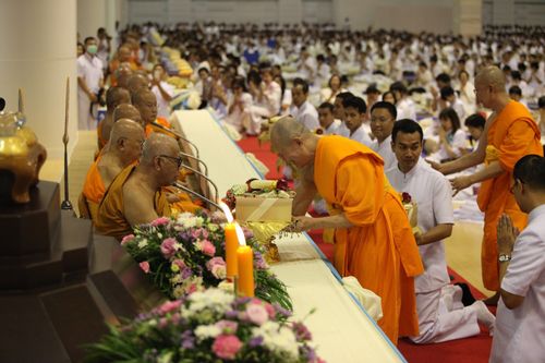 ภาพ No.5345:พิธีทำบุญอายุวัฒนมงคล 6 รอบ 72 ปี พระภาวนาวิริยคุณ (เผด็จ ทตฺตชีโว)