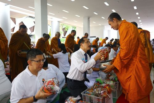 ภาพ No.8104:พิธีถวายสังฆทานแด่คณะสงฆ์ 323 วัด ใน 4 จังหวัดภาคใต้ ครั้งที่ 88