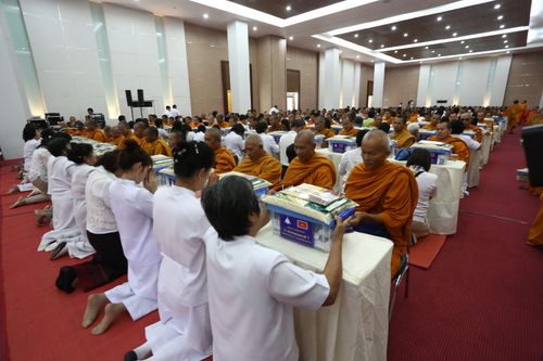 ภาพ No.8111:พิธีถวายสังฆทานแด่คณะสงฆ์ 323 วัด ใน 4 จังหวัดภาคใต้ ครั้งที่ 88