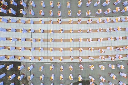 ภาพ No.64478:พิธีบรรพชาสามเณรธรรมทายาท โครงการอุปสมบทบูชาธรรมมหาปูชนียาจารย์ วันเสาร์ที่ 26 พฤศจิกายน พ.ศ. 2565 ณ วัดพระธรรมกาย จ.ปทุมธานี