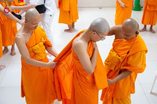 ภาพ No.286607:วันเสาร์ที่ 12 กรกฏาคม พ.ศ.2568 พิธีบรรพชาอุปสมบท  โครงการบรรพชาอุปสมบทหมู่ ธรรมทายาทนานาชาติ(ภาคภาษาจีน), โครงการบรรพชาสามเณร โรงเรียนนานาชาติ รุ่นที 14