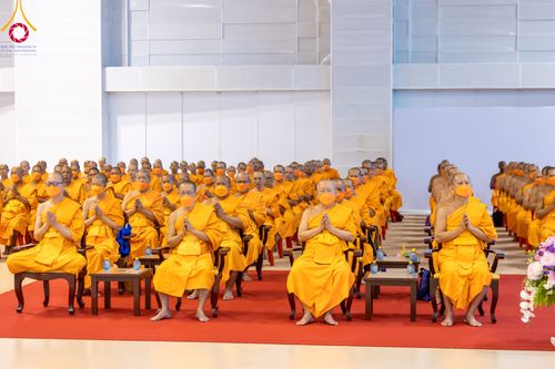 ภาพ No.92378:พิธีทอดกฐินธรรมชัยเพื่อสร้างอาคาร 115 ปี คุณยายอาจารย์มหารัตนอุบาสิกาจันทร์ ขนนกยูง อาทิตย์ต้นเดือนที่ 5 พฤศจิกายน พ.ศ. 2566 ณ วัดพระธรรมกาย จ.ปทุมธานี