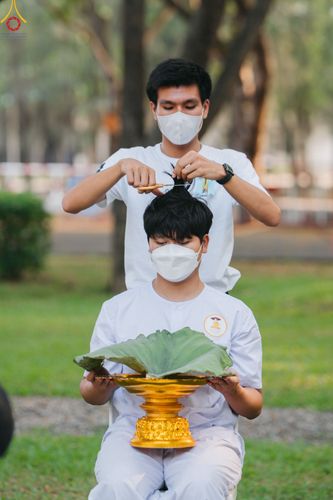 ภาพ No.80068:พิธีตัดปอยผมและปลงผมนาคธรรมทายาท โครงการอุปสมบทหมู่ธรรมทายาท พุทธศาสตร์สากลรุ่นที่ 7 (ภาคฤดูร้อน) วันอาทิตย์ที่ 9 เมษายน พ.ศ.2566