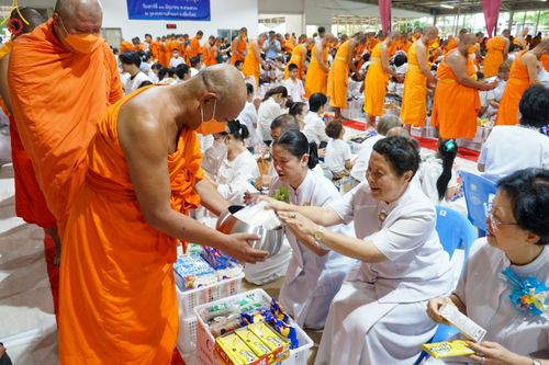 ภาพ No.82255:พิธีตักบาตรพระ 1,000 รูป ปีที่ 8 วันเสาร์ที่ 10 มิถุนายน 2566 ณ ธุดงคสถานล้านนา อ.สันทราย จ.เชียงใหม่