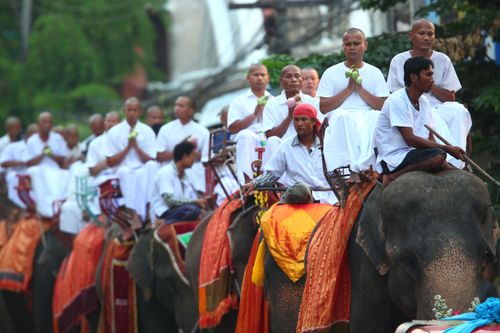 ภาพ No.1927:ก่อนบรรพชา