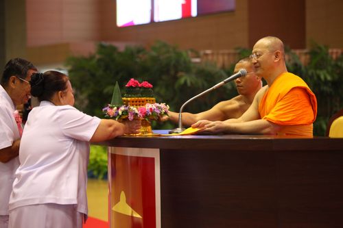 ภาพ No.1956:ก่อนบรรพชา