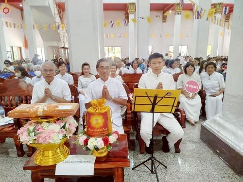 ภาพ No.256439:วันที่ 15 ตุลาคม พ.ศ. 2568 พิธีทอดกฐินสามัคคีทั่วไทย 30,000 วัด โดยคณะศิษยานุศิษย์ บูชาธรรม 81 ปี หลวงพ่อธัมมชโย ณ วัดอัมพวัน จ.สงขลา