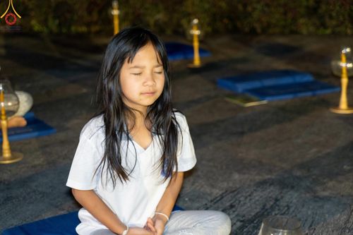 ภาพ No.125277:พิธีจุดโคมมาฆประทีป เพื่อถวายเป็นพุทธบูชา ณ เจดีย์สวรรค์ วัดบ้านขุน  อำเภอฮอด จังหวัดเชียงใหม่ วันเสาร์ที่ ๒๔ กุมภาพันธ์ พ.ศ. ๒๕๖๗