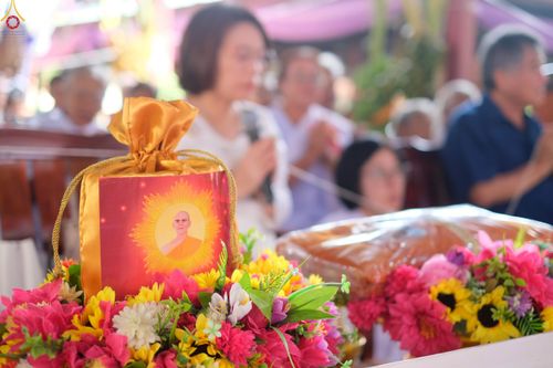 ภาพ No.270654:วันที่ 26 ตุลาคม พ.ศ. 2568 พิธีทอดกฐินสามัคคีทั่วไทย ณ วัดหนองหงส์ ตำบลสระแก้ว อำเภอหนองหงส์ จังหวัดบุรีรัมย์ โดยคณะศิษยานุศิษย์ บูชาธรรม 81 ปี หลวงพ่อธัมมชโย