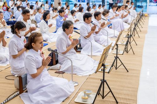 ภาพ No.127724:พิธีถวายภัตตาหารเป็นสังฆทาน แด่คณะพระธรรมยาตราฯ ในโครงการธรรมยาตราอัญเชิญพระบรมสารีริกธาตุ ประดิษฐาน ณ มหารัตนเจดีย์สิริปทุมสวรรค์ อ.บางกล่ำ จ.สงขลา วันที่ 8 มีนาคม พ.ศ. 2567