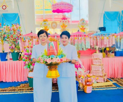 ภาพ No.164595:พิธีทอดกฐิน ณ วัดนิยมยาตรา อ.บางบ่อ จ.สมุทรปราการ ในโครงการกฐินสามัคคีทั่วไทย 30,000 วัด บูชาธรรม 80 ปี หลวงพ่อธัมมชโย โดยคณะศิษยานุศิษย์วัดพระธรรมกาย วันที่ 20 ตุลาคม พ.ศ. 2567