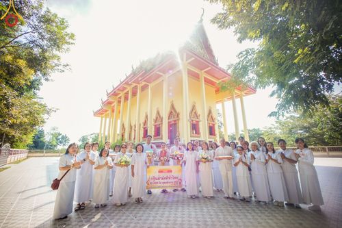 ภาพ No.173461:พิธีทอดกฐิน ณ วัดเขาบายศรี จ.ชลบุรี ในโครงการกฐินสามัคคีทั่วไทย 30,000 วัด บูชาธรรม 80 ปี หลวงพ่อธัมมชโย โดยคณะศิษยานุศิษย์วัดพระธรรมกาย วันที่ 1 พฤศจิกายน พ.ศ. 2567