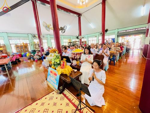 ภาพ No.173663:พิธีทอดกฐิน ณ วัดหนองหิน จ.ราชบุรี ในโครงการกฐินสามัคคีทั่วไทย 30,000 วัด บูชาธรรม 80 ปี หลวงพ่อธัมมชโย โดยคณะศิษยานุศิษย์วัดพระธรรมกาย วันที่ 27 ตุลาคม พ.ศ. 2567