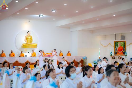 ภาพ No.142324:พิธีทอดผ้าป่าเพื่องานพระพุทธศาสนา , พิธีเจริญพระพุทธมนต์ , พิธีถวายสังฆทานแด่คณะสงฆ์ น้อมบูชาธรรม 80 ปี หลวงพ่อธัมมชโย และครบรอบ 12 ปี ธรรมอุทยานบ้านแป้ง อำเภอพรหมบุรี จังหวัดสิงห์บุรี ในวันเสาร์ที่ 22 มิถุนายน พ.ศ. 2567