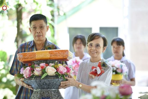 ภาพ No.132948:พิธีทอดผ้าป่าสามัคคีเพื่อสร้างทุกสิ่ง ณ ศูนย์ปฏิบัติธรรมบุญประสาน ต.พญาเย็น อ.ปากช่อง จ.นครราชสีมา