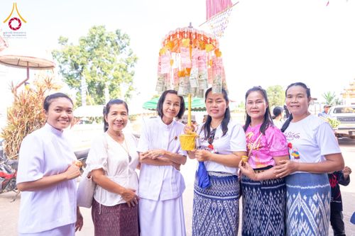 ภาพ No.172558:พิธีทอดกฐิน วัดศรีบุญเรือง จ.สกลนคร ในโครงการกฐินสามัคคีทั่วไทย 30,000 วัด บูชาธรรม 80 ปี หลวงพ่อธัมมชโย โดยคณะศิษยานุศิษย์วัดพระธรรมกาย วันที่ 25 ตุลาคม พ.ศ. 2567