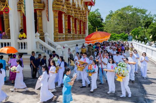 ภาพ No.176974:พิธีทอดกฐิน ณ วัดทรัพย์นาบุญยาราม ต.นาจอมเทียน อ.สัตหีบ จ.ชลบุรี ในโครงการทอดกฐินสามัคคีทั่วไทย 30,000 วัด บูชาธรรม 80 ปี หลวงพ่อธัมมชโย โดยคณะศิษยานุศิษย์วัดพระธรรมกาย วันที่ 2 พฤศจิกายน พ.ศ. 2567