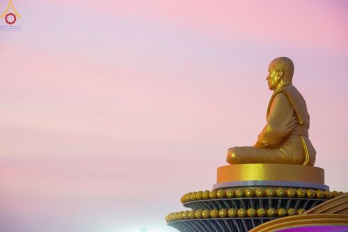 ภาพ No.198565:พระธรรมยาตราปฏิบัติธรรม และถ่ายภาพหมู่ประวัติศาสตร์ ณ อนุสรณ์สถานบางปลา วัดบางปลา อำเภอบางเลน จังหวัดนครปฐม ในโครงการธรรมยาตรา กตัญญูบูชา มหาปูชนียาจารย์ พระมงคลเทพมุนี(สด จนฺทสโร) พระผู้ปราบมาร อนุสรณ์สถาน 7 แห่ง ปีที่ 13 วันที่ 20 มกราคม พ.ศ. 2568