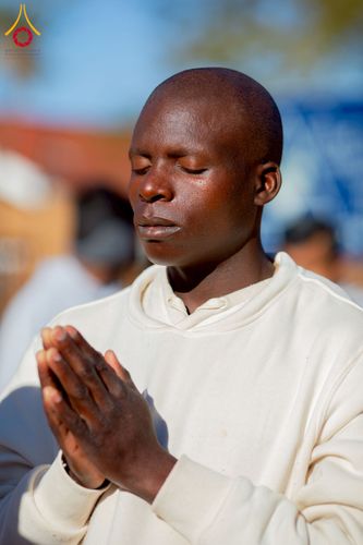 ภาพ No.231607:โครงการบรรพชาอุปสมบทหมู่ครั้งที่ 2 ณ วัดพระธรรมกายโจฮันเนสเบิร์ก ประเทศแอฟริกาใต้ วันอาทิตย์ 29 มิถุนายน พ.ศ. 2568