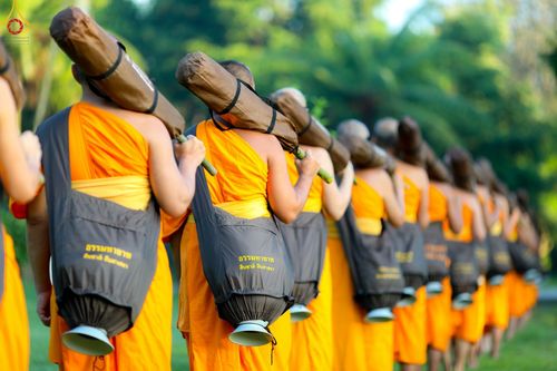 ภาพ No.104087:พิธีเดินธรรมยาตรา สามเณรธรรมทายาทชาวอินโดนีเซียกว่า 1,000 รูป ณ มหาเจดีย์บุโรพุทโธ ประเทศอินโดนีเซีย ในวันที่ 21 ธันวาคม พ.ศ. 2566