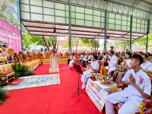 ภาพ No.252122:วันที่ 11 ตุลาคม พ.ศ. 2568 พิธีทอดกฐินสามัคคีทั่วไทย 30,000 วัด โดยคณะศิษยานุศิษย์ บูชาธรรม 81 ปี หลวงพ่อธัมมชโย ณ วัดห้วยจรเข้ อ.เมือง จ.นครปฐม