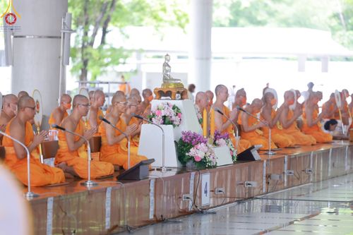 ภาพ No.91510:พิธีบุพเปตพลี ครั้งที่ 142 ร่วมอุทิศบุญแด่หมู่ญาติที่ล่วงลับไปแล้ว และสืบทอดอายุพระพุทธศาสนา วันอาทิตย์ที่ 29 ตุลาคม พ.ศ. 2566 (วันพระขึ้น 15 ค่ำ เดือน 11) ณ หอฉันคุณยายอาจารย์ฯ วัดพระธรรมกาย